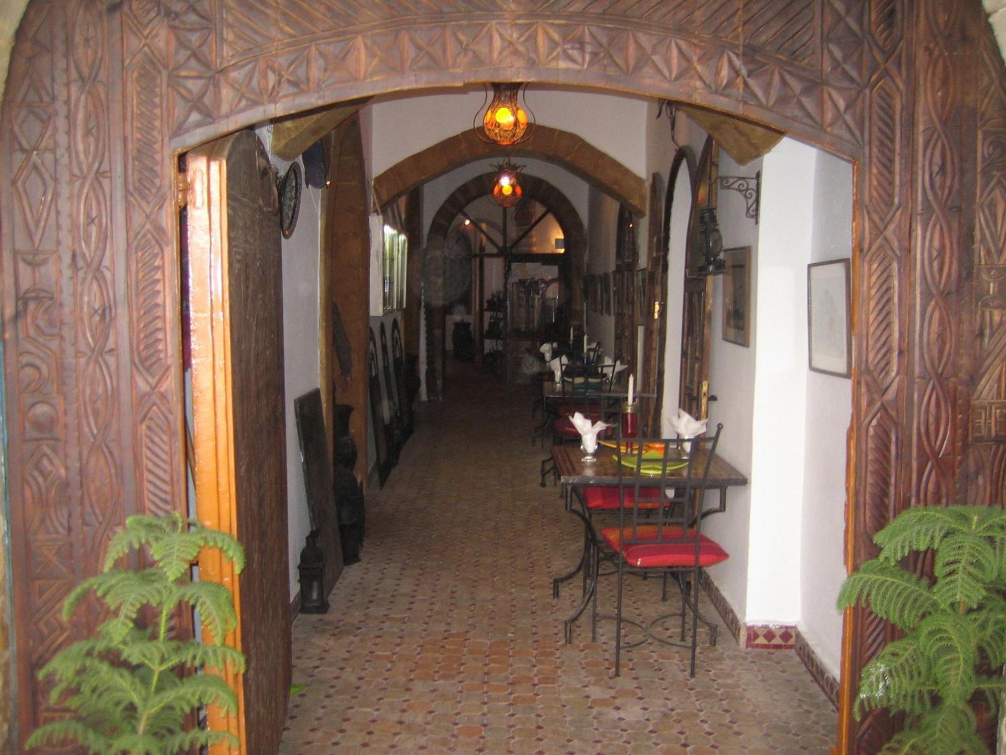 אסאוירה Caverne D'Ali Baba מראה חיצוני תמונה