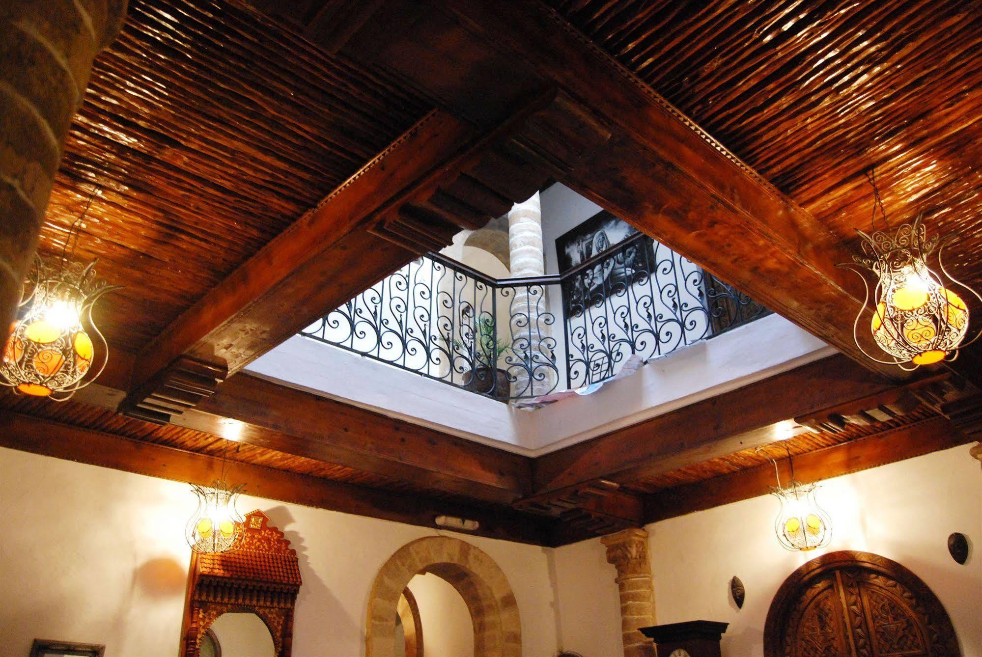 אסאוירה Caverne D'Ali Baba מראה חיצוני תמונה